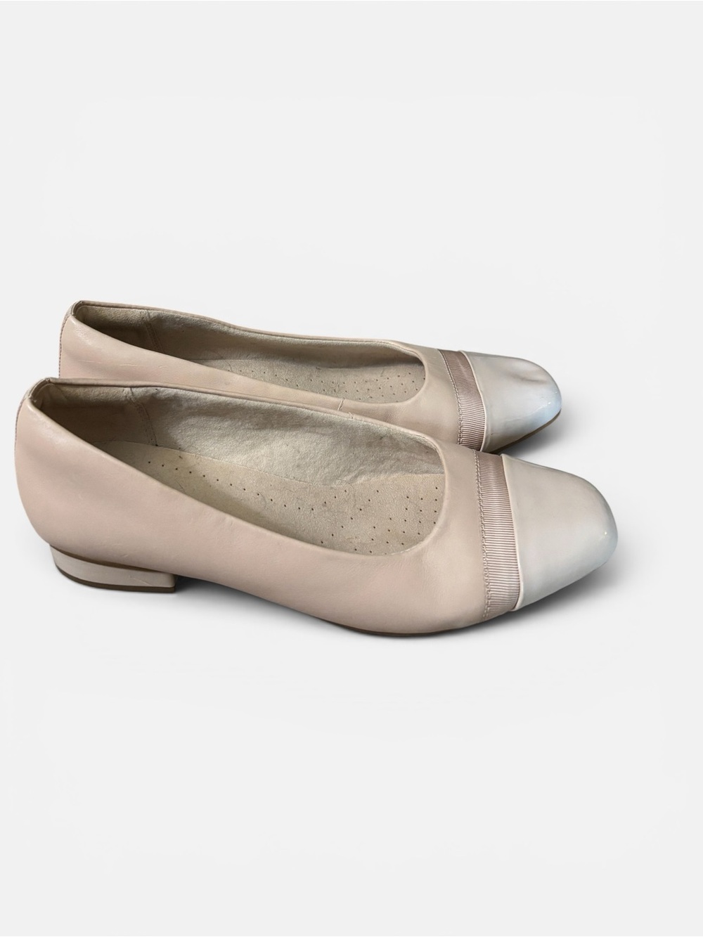 Clarks Womens Juliet Monte Block Heel Blush Leather Slip On shoe NWT size 9